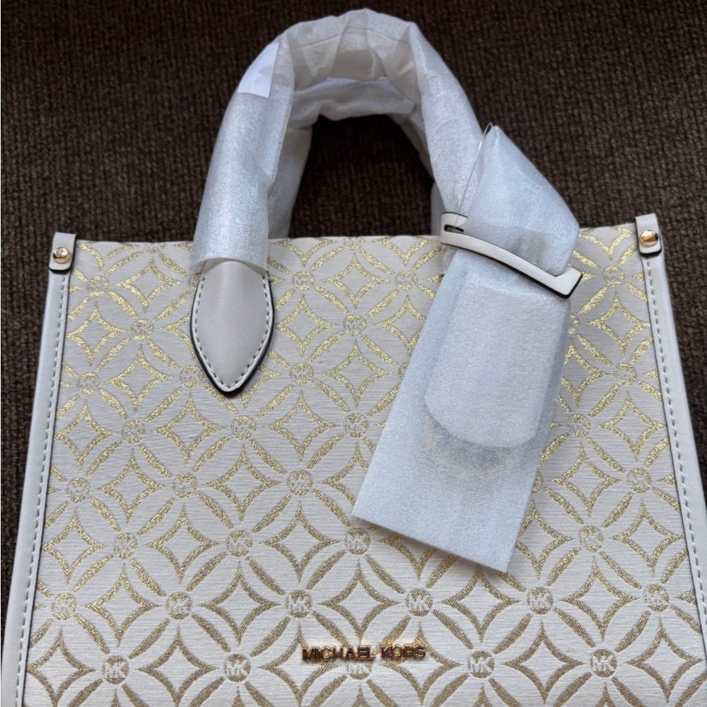 Michael Kors White Tote with Gold Pattern